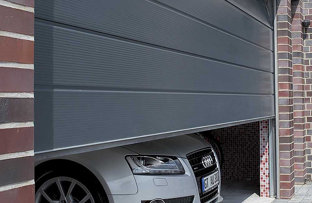 Double skin sectional garage door